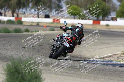 media/Sep-01-2025-Lets Ride (Mon) [[4370d11284]]/B Group/1220pm (Wheelie Bump)/